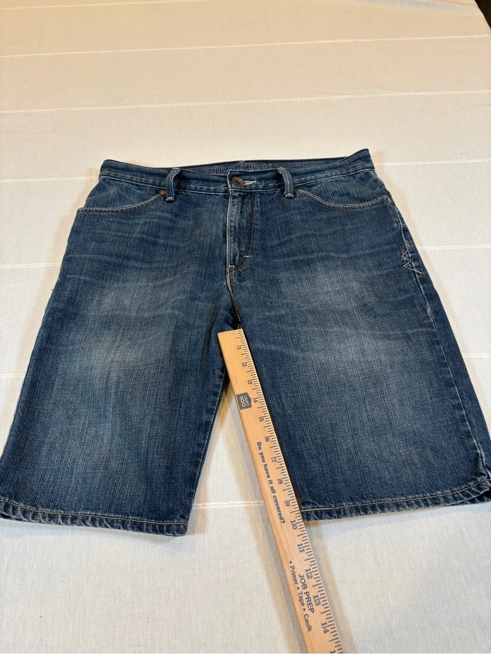 Levi’s SilverTab Denim Shorts Men’s 34 Blue Medium Wash 100% Cotton Skater Jorts
